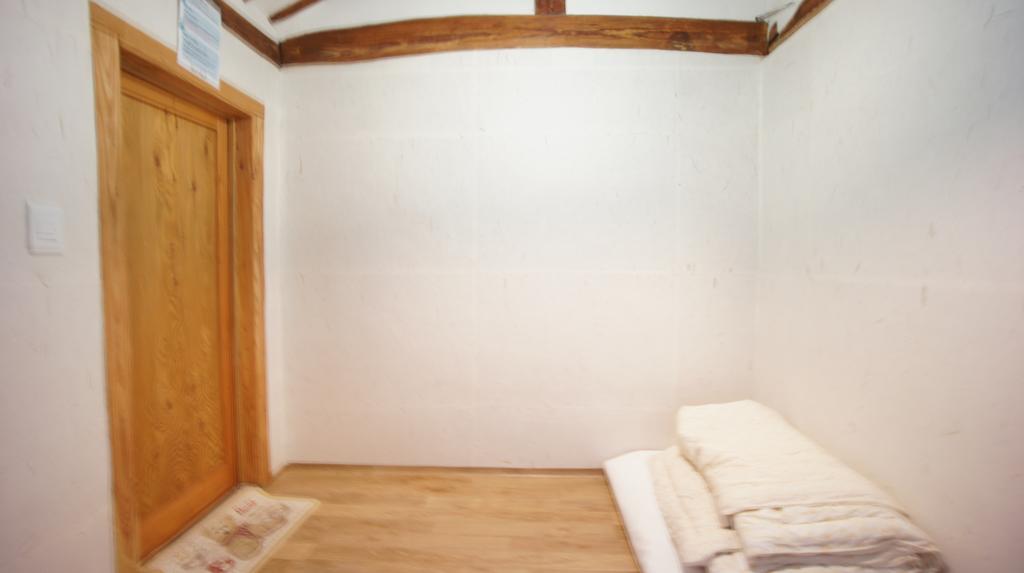 1928 Suimmaru Hanok Guesthouse Jeonju Zimmer foto