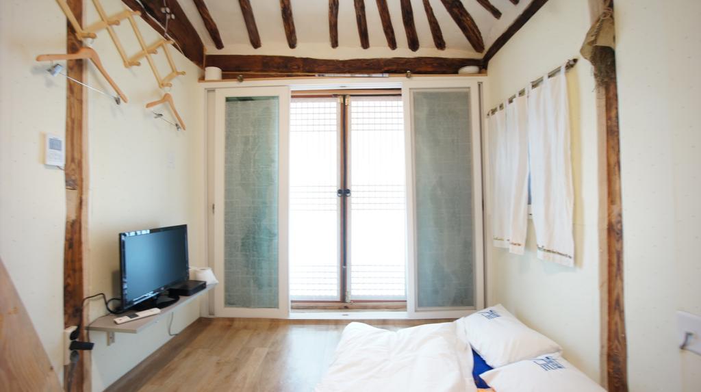 1928 Suimmaru Hanok Guesthouse Jeonju Zimmer foto